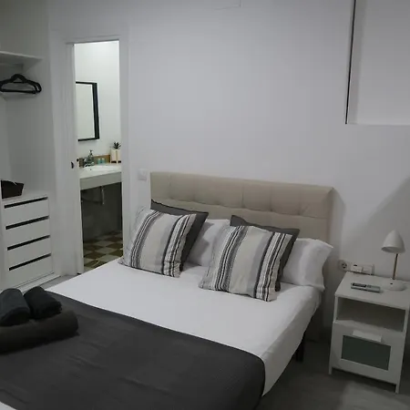 J & E Center Apartment