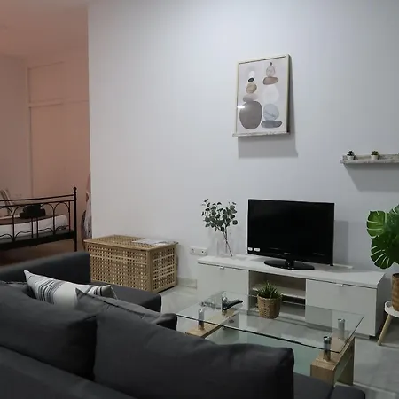 Apartment J & E Center *