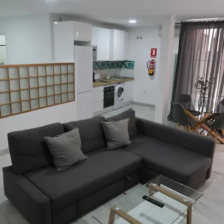 J & E Center Malaga