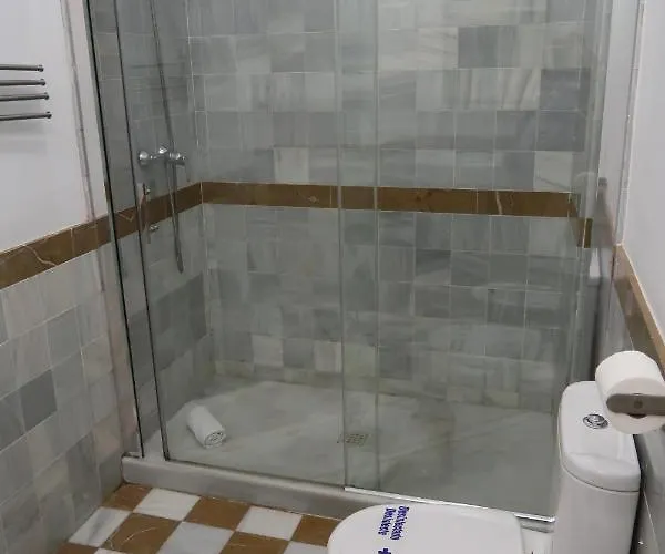 J & E Center Appartement *