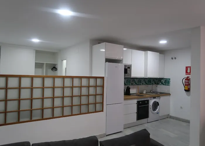 J & E Center Appartement *